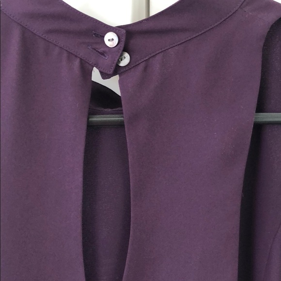 Sleeveless layered purple top - Picture 3 of 5